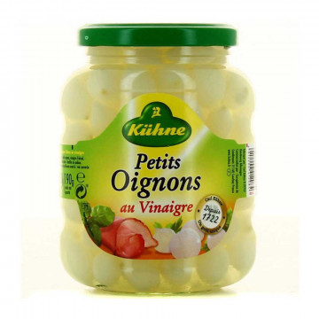 Petits oignons blancs au...
